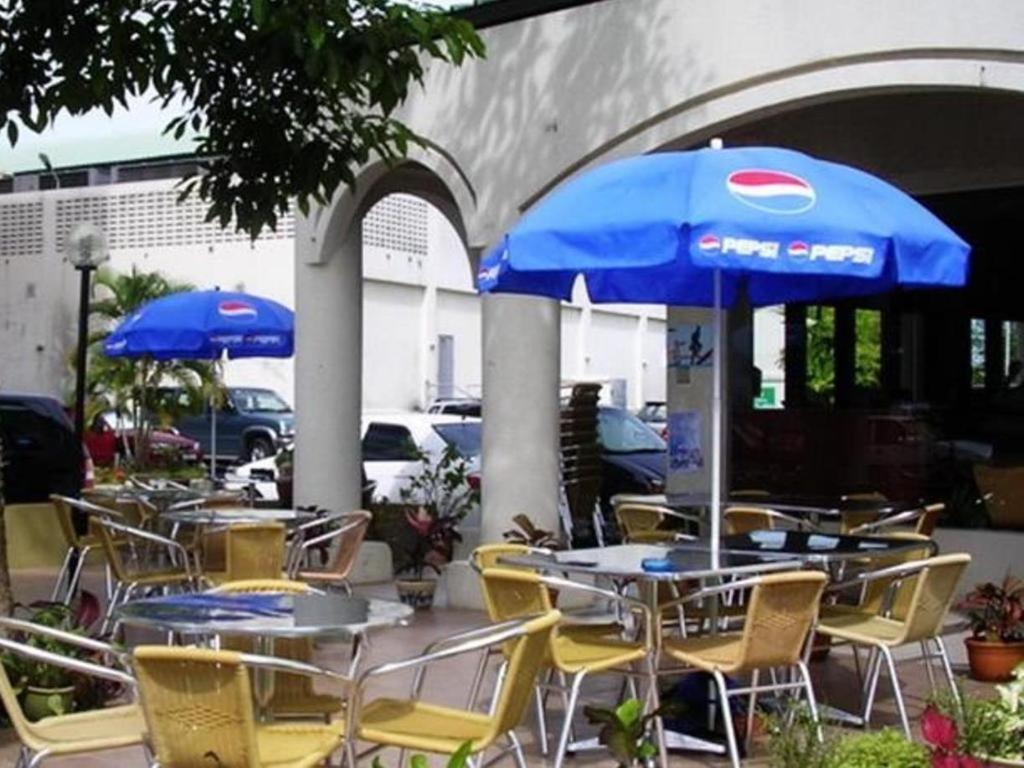 Traders Inn Brunei Bandar Seri Begawan Bagian luar foto