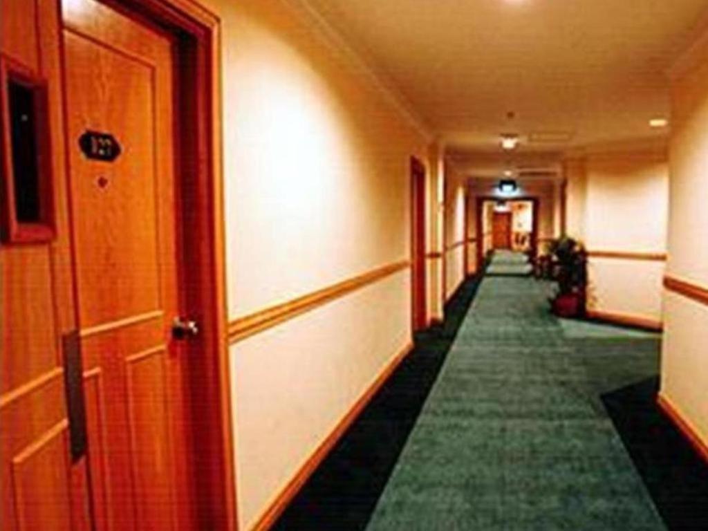 Traders Inn Brunei Bandar Seri Begawan Bagian luar foto