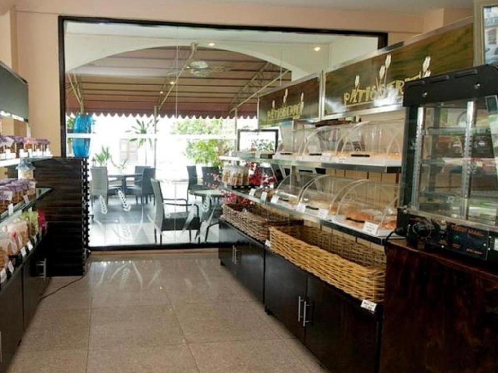 Traders Inn Brunei Bandar Seri Begawan Bagian luar foto
